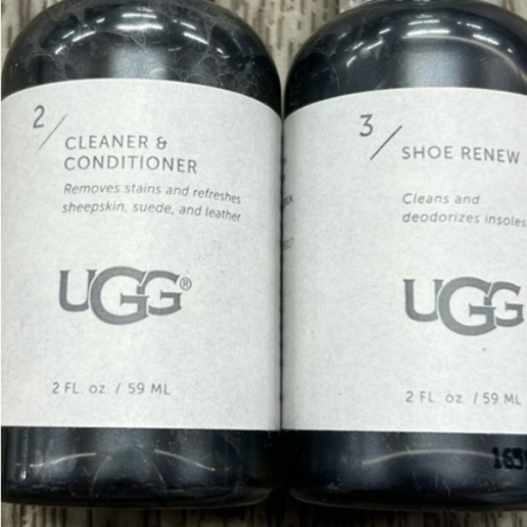 Ugg travel cleaning kit bundle - Picture 2 of 2